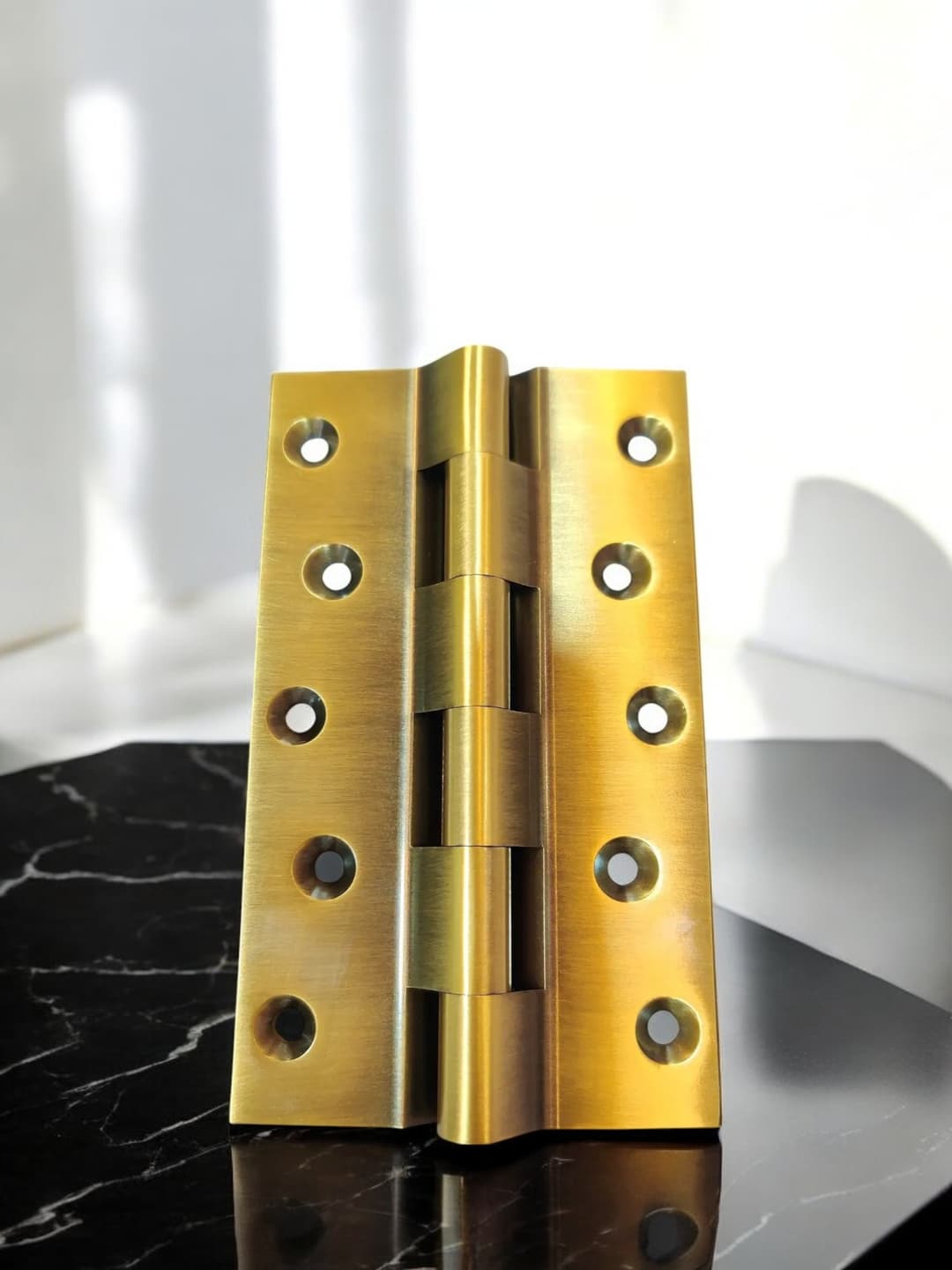 Hinges p3